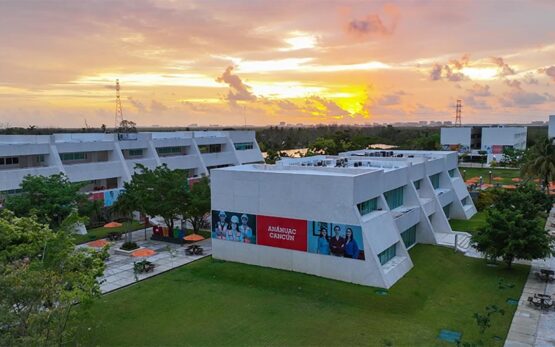 Universidad Anahuac Cancun campus