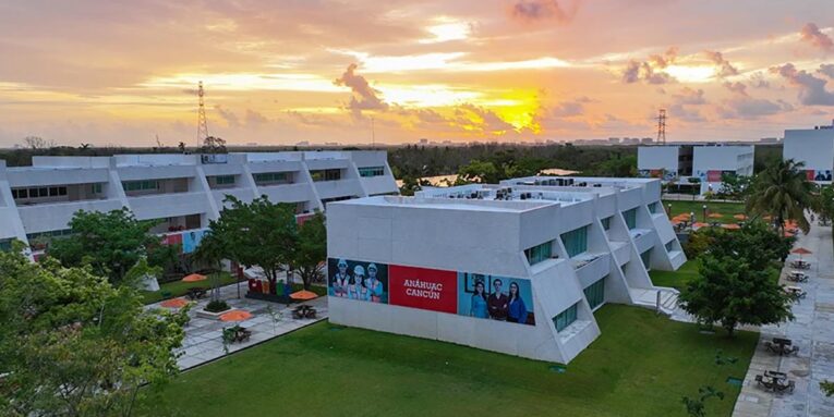 Universidad Anahuac Cancun campus